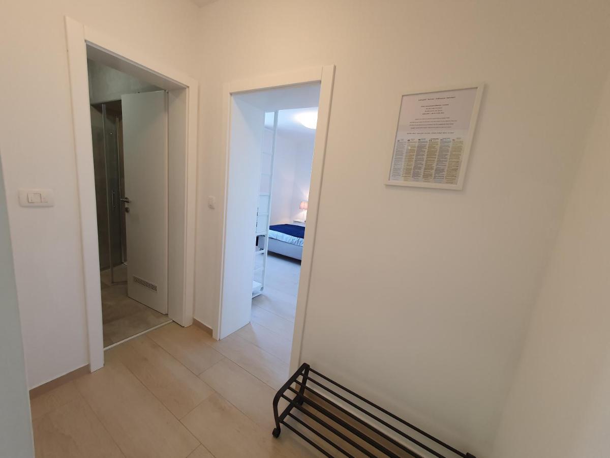 Apartmani Melanie Poreč Eksteriør billede